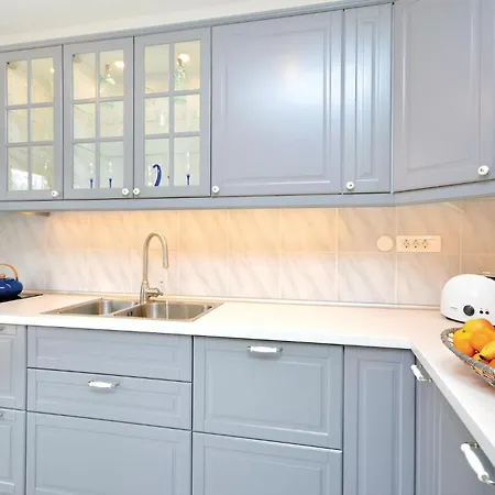 Five-bedroom In Feriehus *